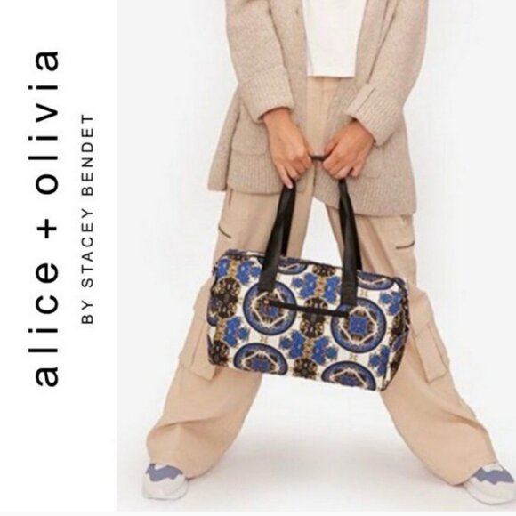 Alice + Olivia Regal Romance Duffel Bag With Shoulder Strap NEW WITH TAGS - Picture 1 of 11